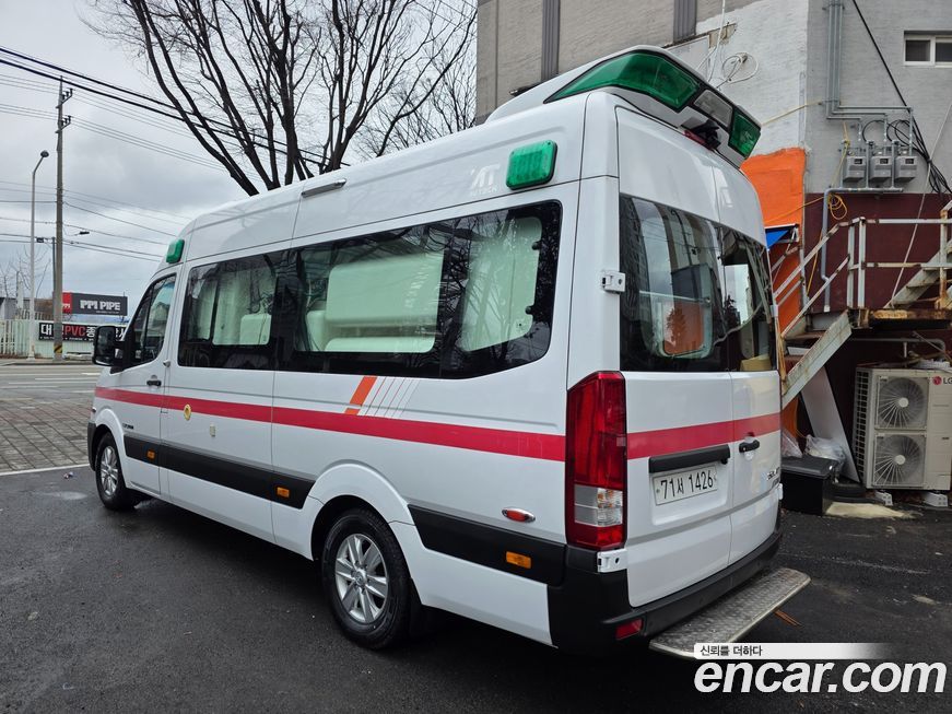 Hyundai Solati 2016