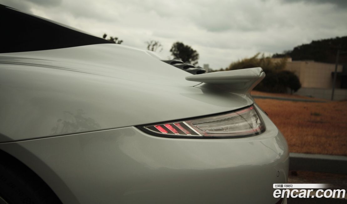 Porsche 911 2015