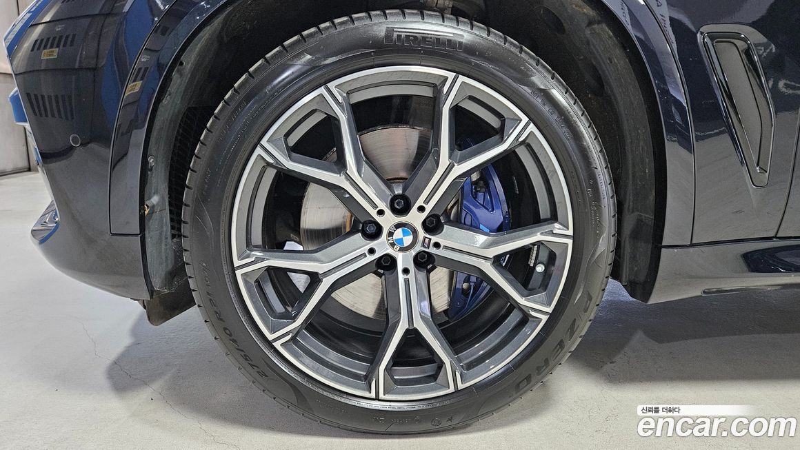 BMW X5 2023
