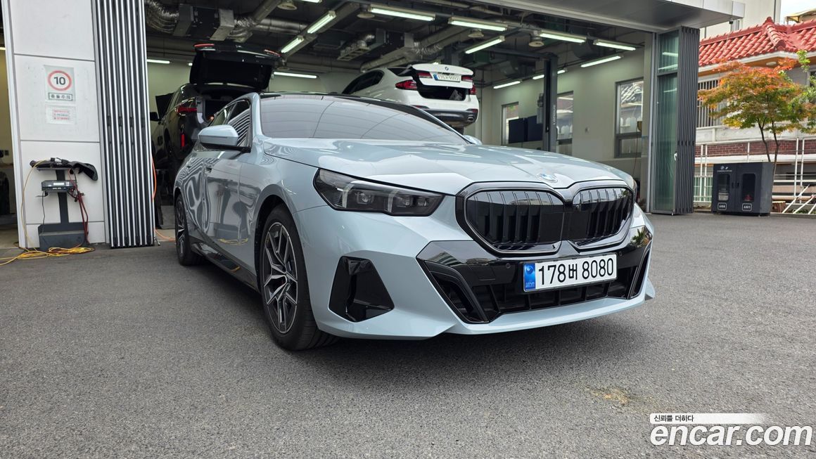 BMW 5-Series 2026