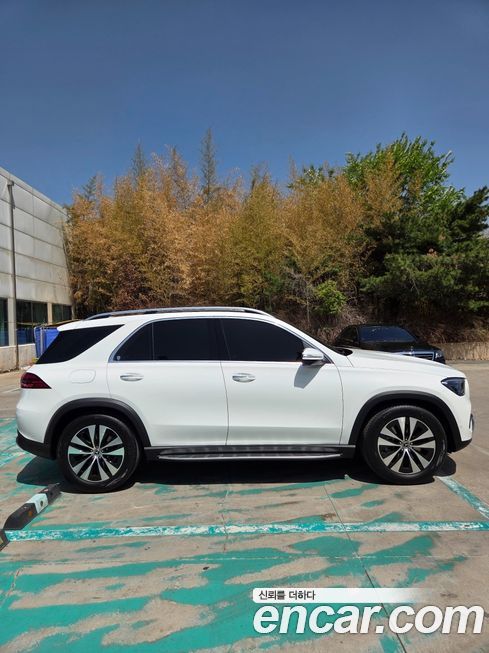 Mercedes-Benz GLE-Class 2026