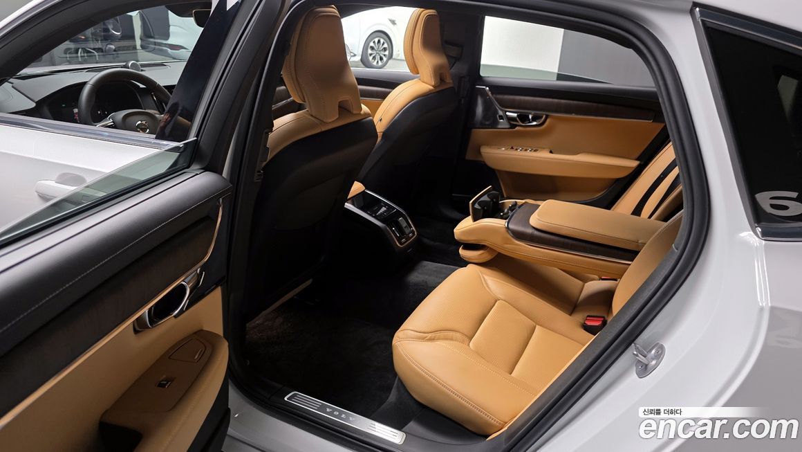 Volvo S90 2024