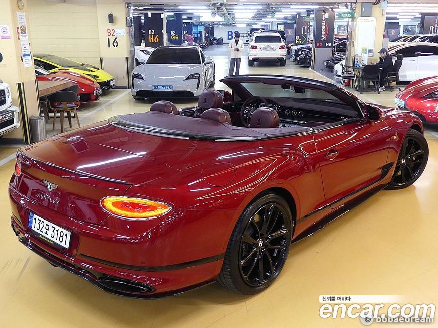 Bentley Continental 2020