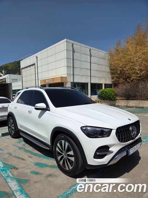 Mercedes-Benz GLE-Class 2026