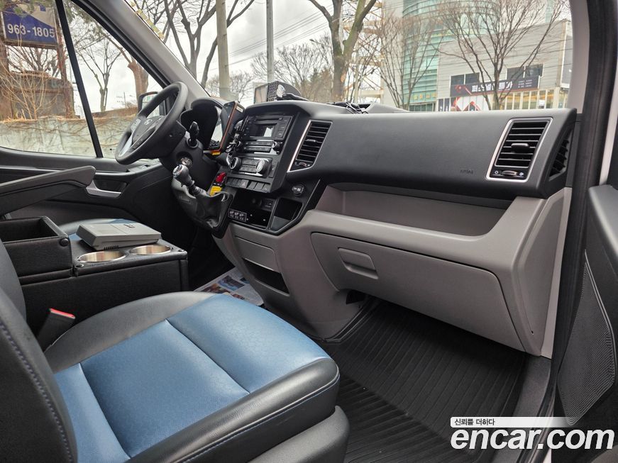 Hyundai Solati 2016