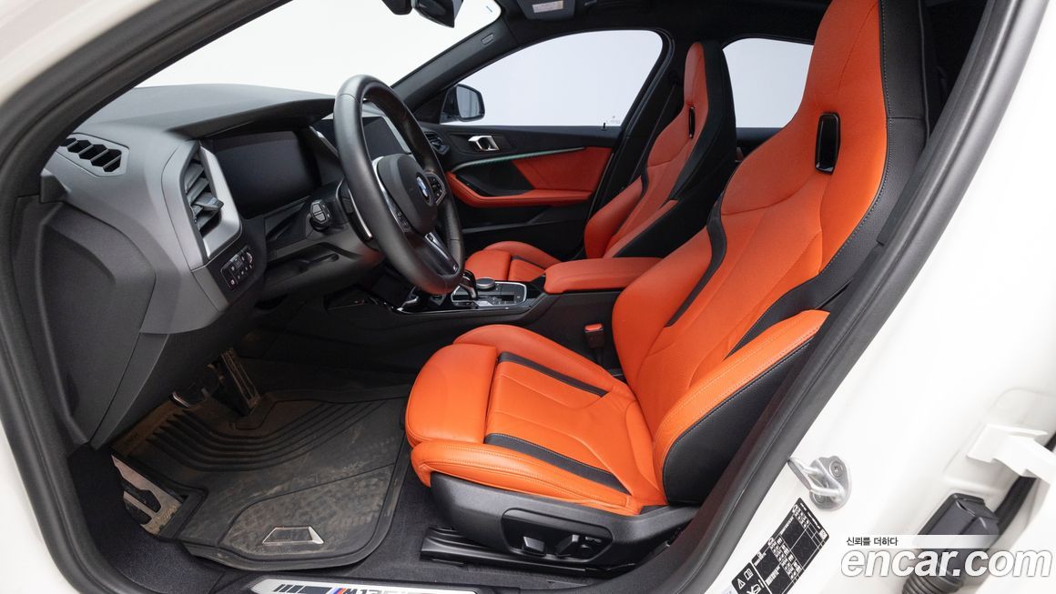 BMW 1-Series 2024
