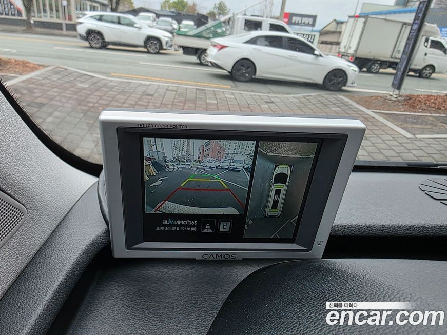 Hyundai Solati 2016
