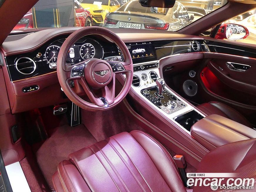 Bentley Continental 2020