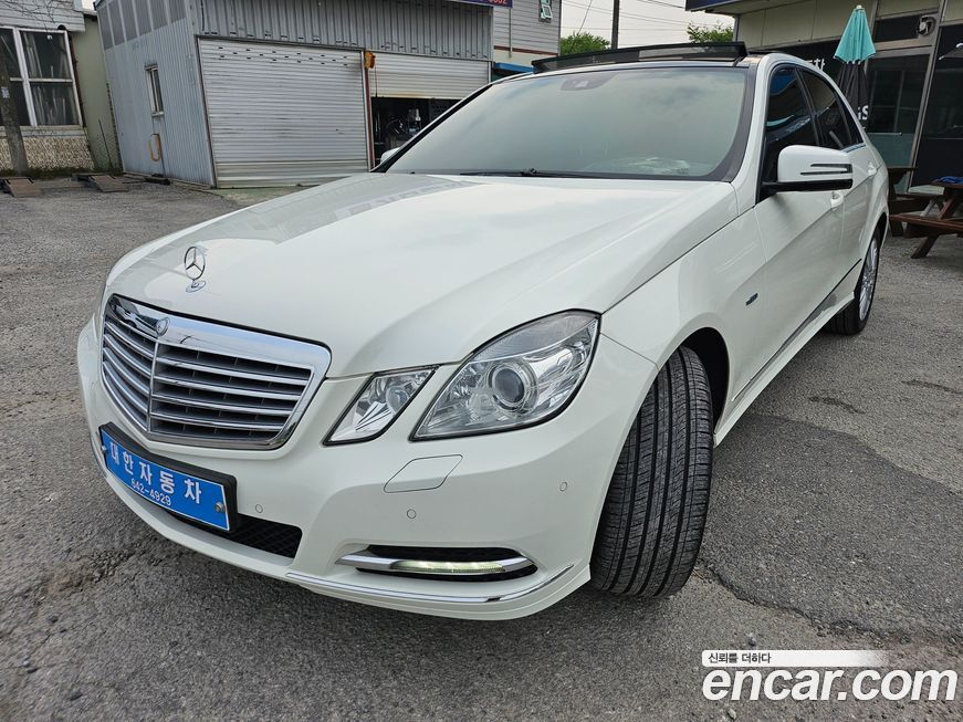 Mercedes-Benz E-Class 2012