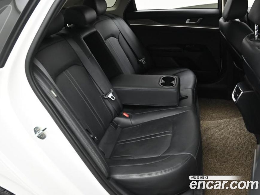 Kia K5 2021
