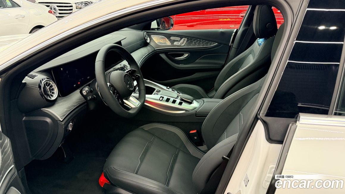 Mercedes-Benz AMG GT 2025