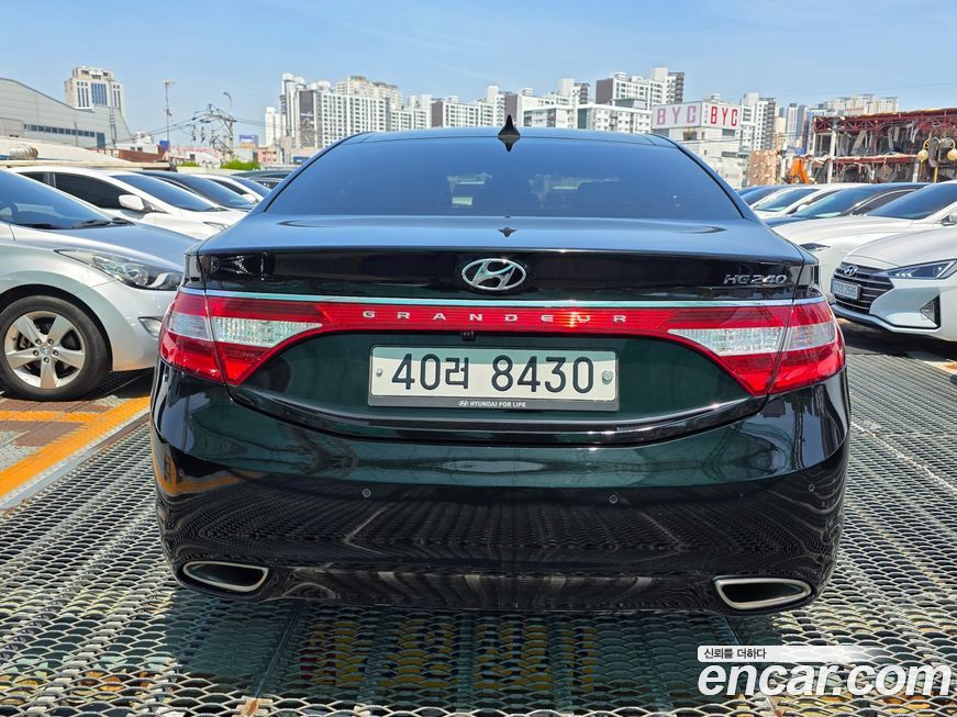 Hyundai Grandeur 2014