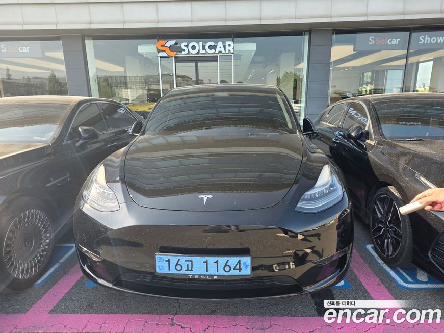 Tesla Model Y 2022