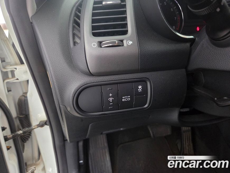 Kia K3 2013