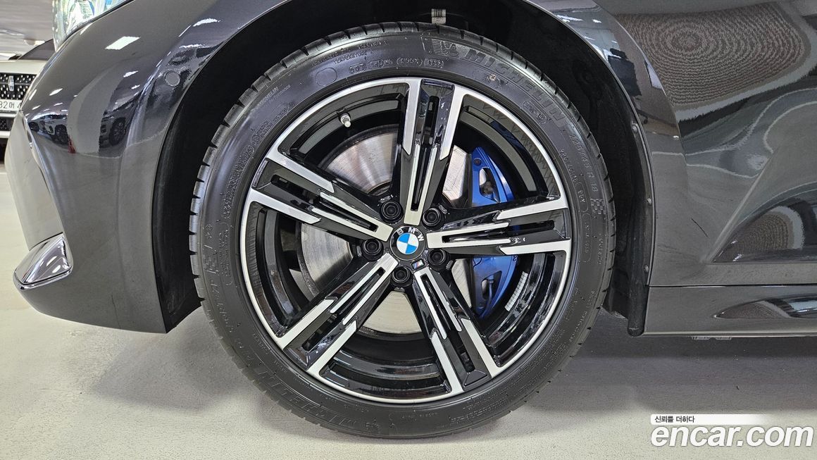 BMW 3-Series 2025