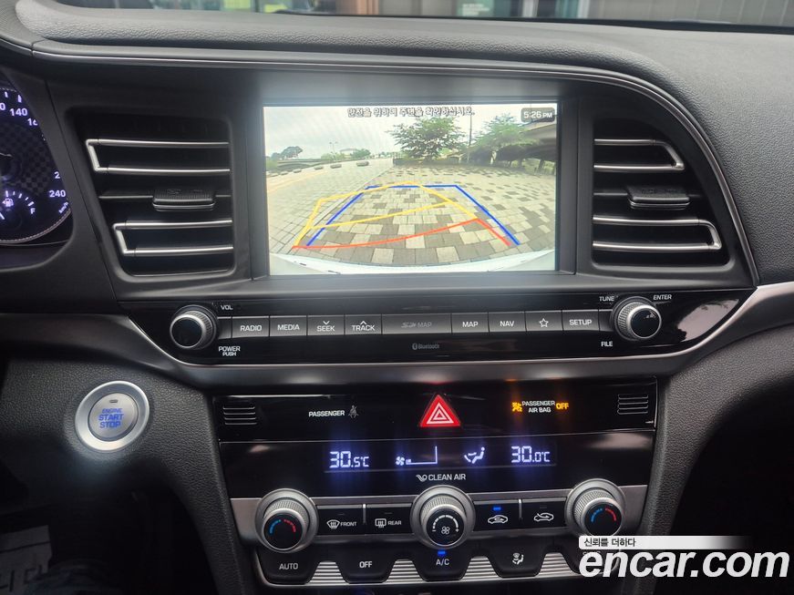 Hyundai AVANTE 2019