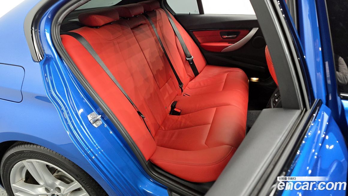 BMW 3-Series 2016