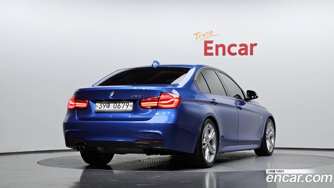 BMW 3-Series 2016