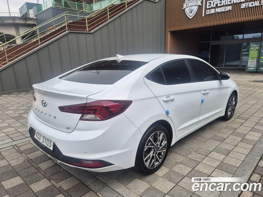 Hyundai AVANTE 2019