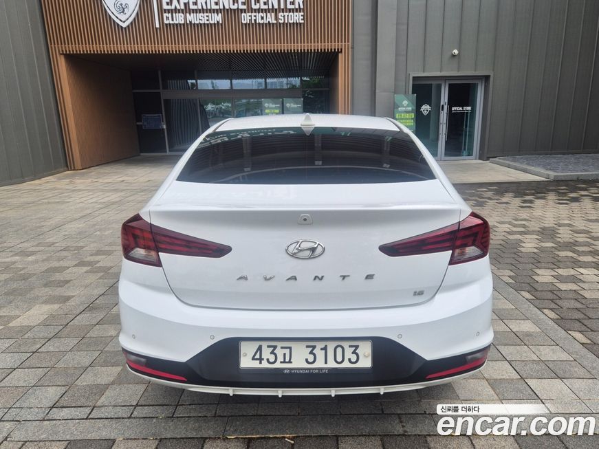 Hyundai AVANTE 2019