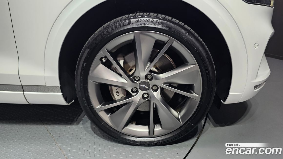 Genesis GV70 2023