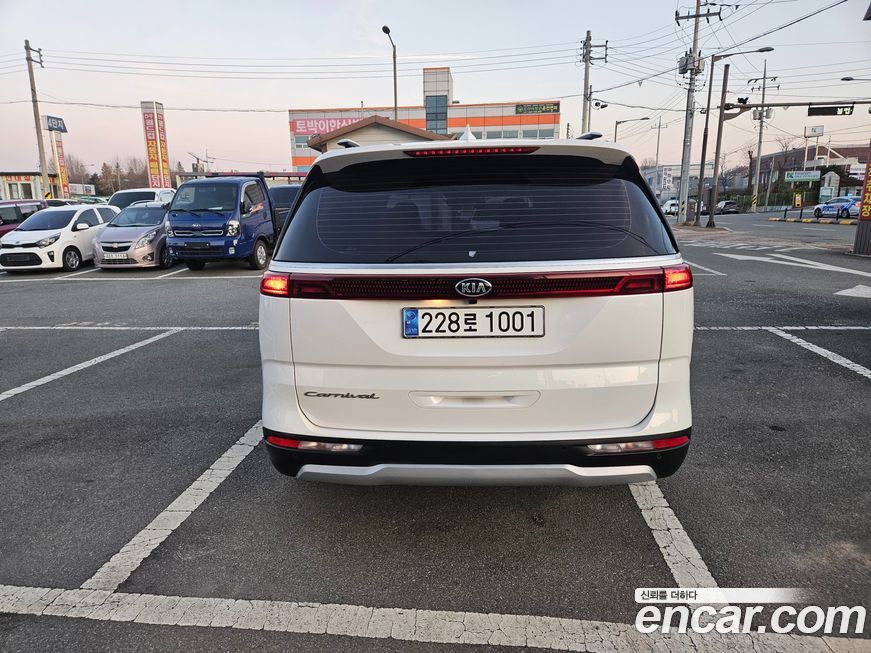 Kia Canival 2021