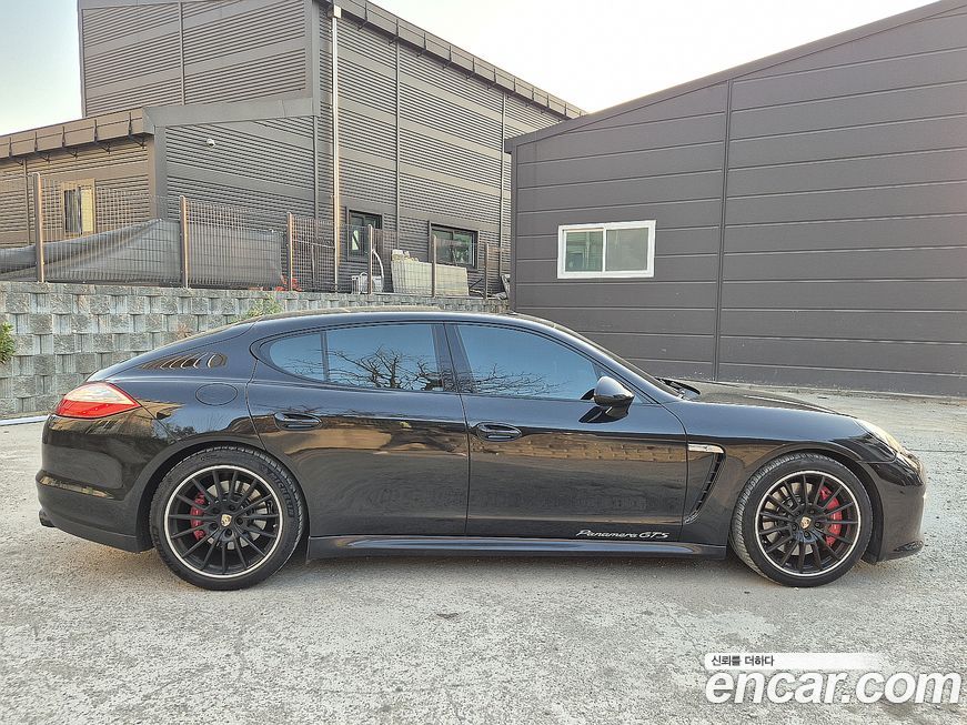 Porsche Panamera 2013