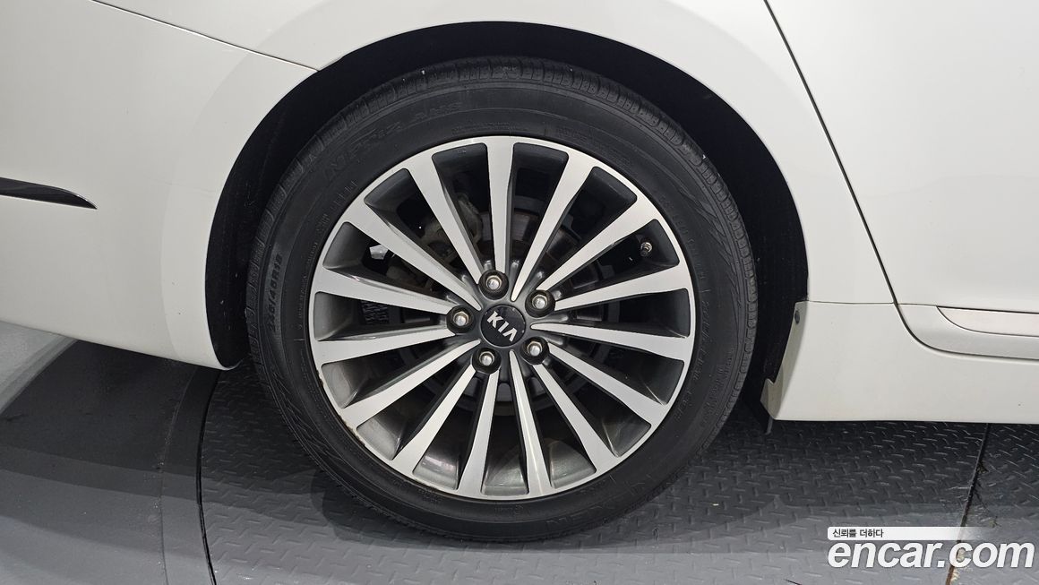 Kia K7 2015