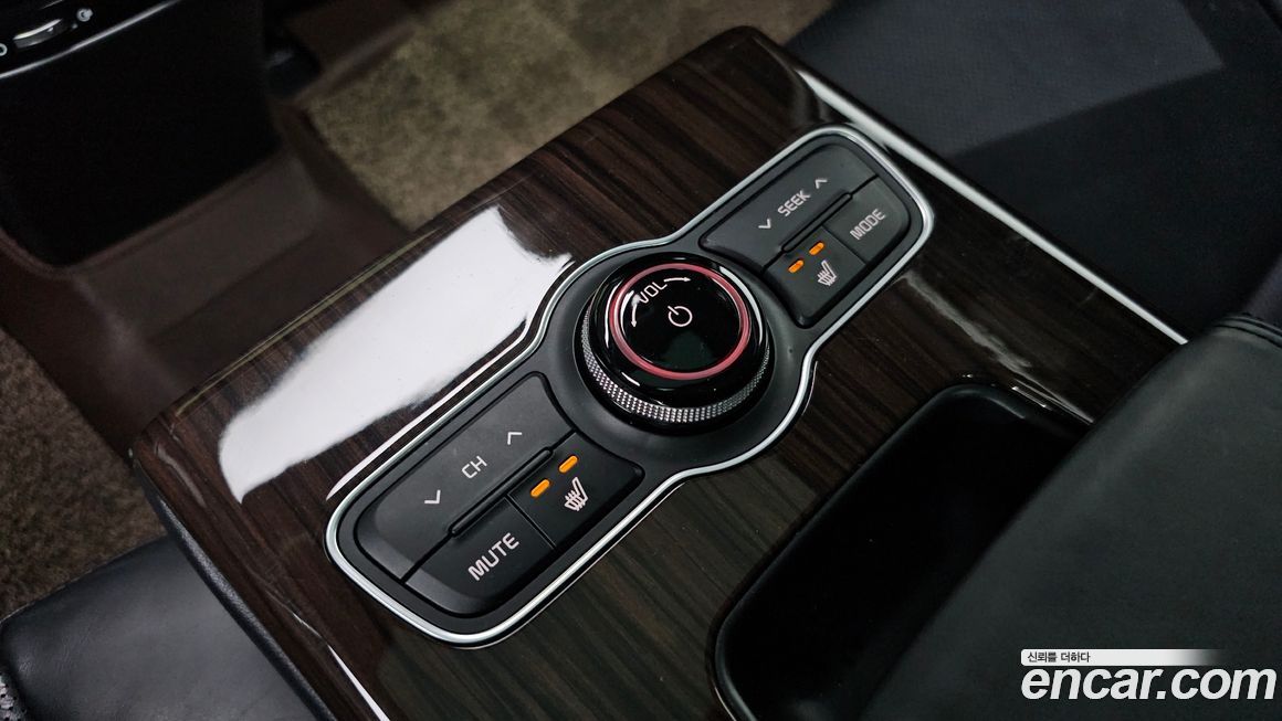 Kia K7 2015