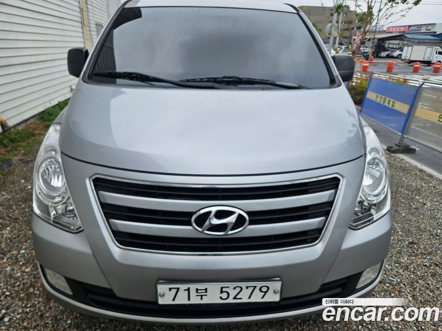 Hyundai Starex 2016