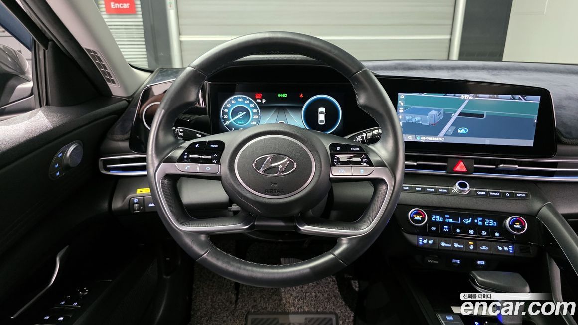 Hyundai AVANTE 2021