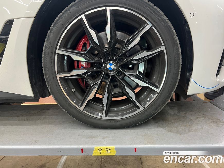 BMW i4 2025