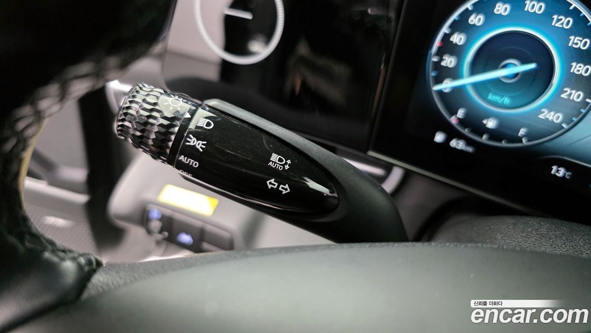 Hyundai AVANTE 2021