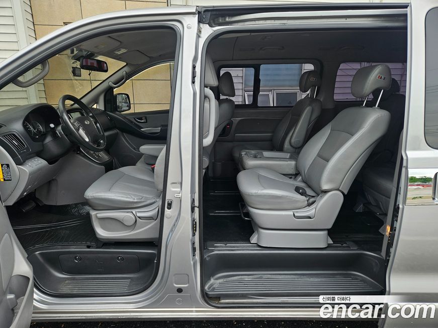 Hyundai Starex 2016