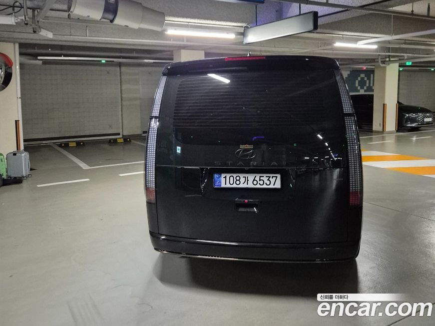 Hyundai Staria 2025