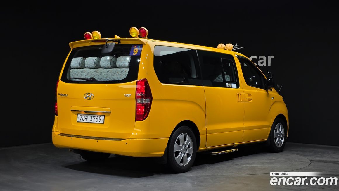 Hyundai Starex 2019