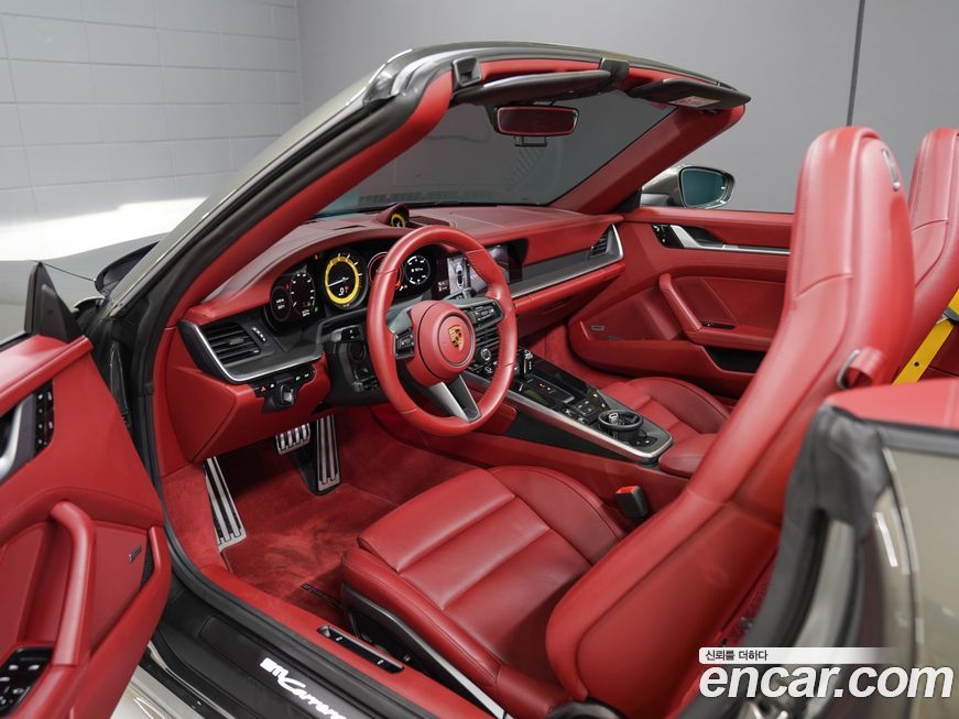 Porsche 911 2021