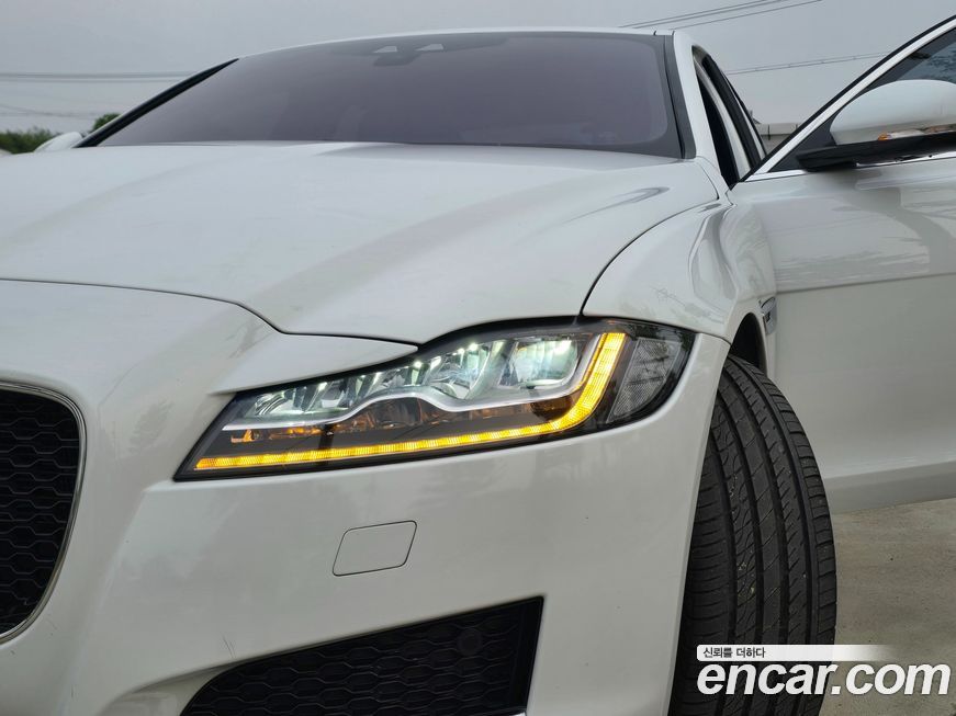 Jaguar XF 2019