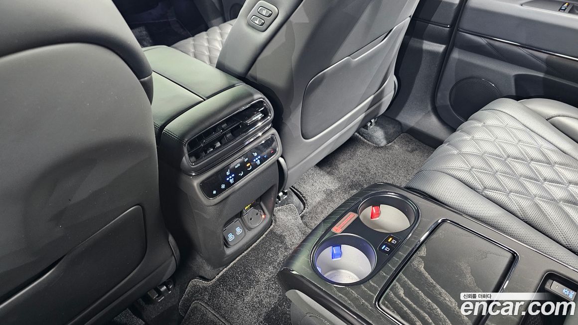 Genesis GV80 2025