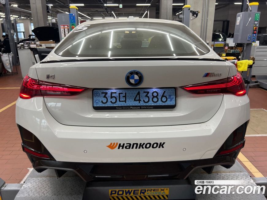 BMW i4 2025