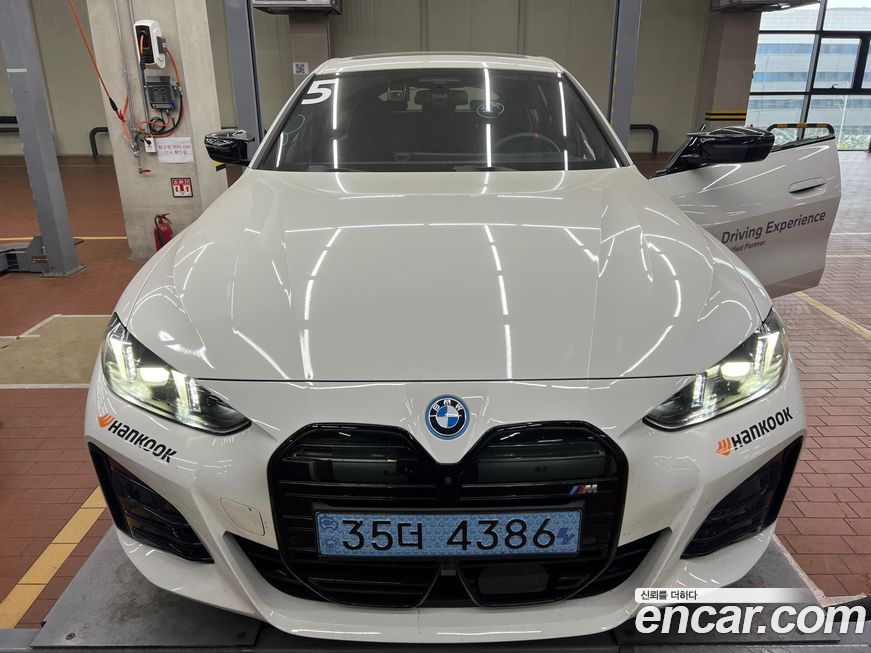 BMW i4 2025