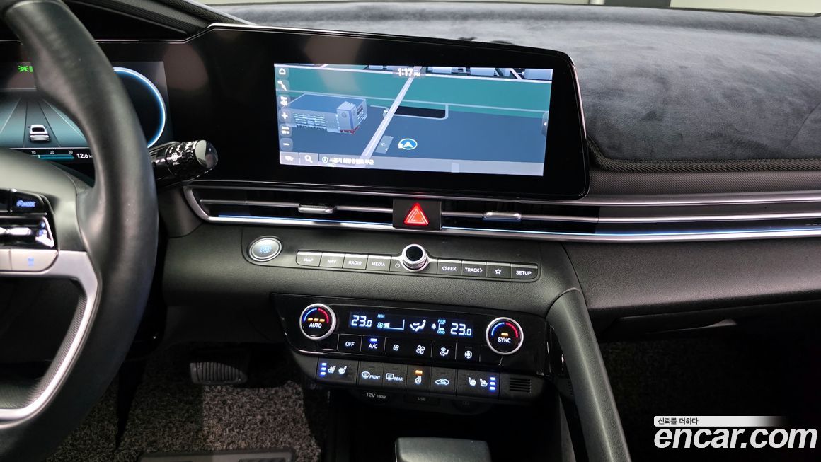 Hyundai AVANTE 2021