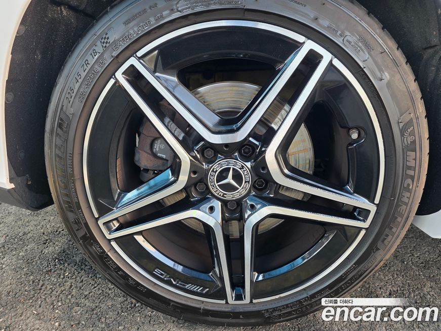 Mercedes-Benz CLA-Class 2020