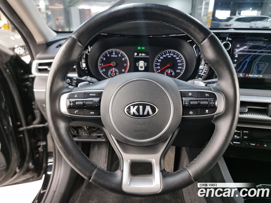 Kia K5 2021