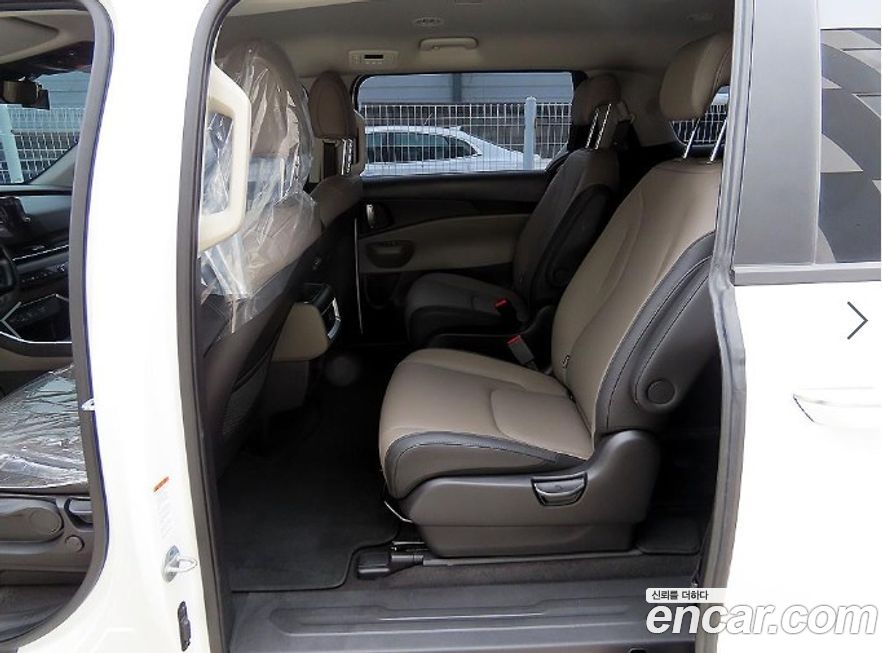 Kia Canival 2025