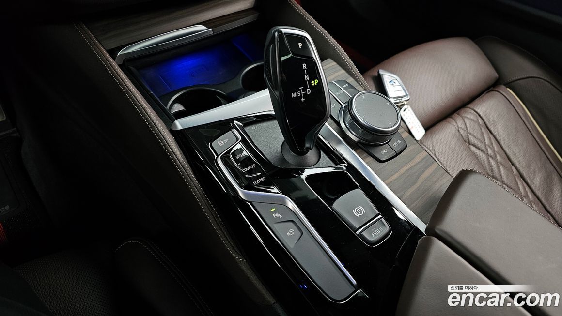 BMW 5-Series 2020