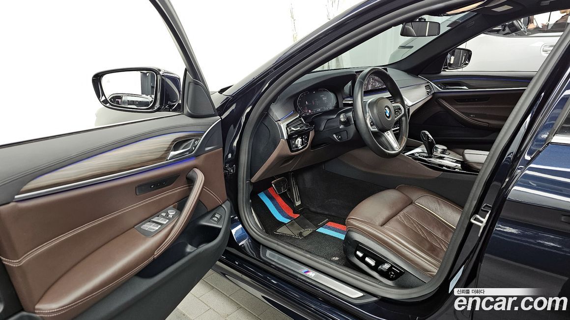 BMW 5-Series 2020
