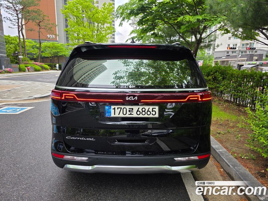Kia Canival 2021