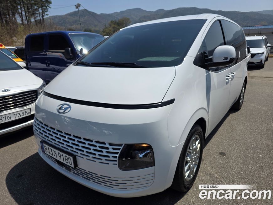 Hyundai Staria 2023
