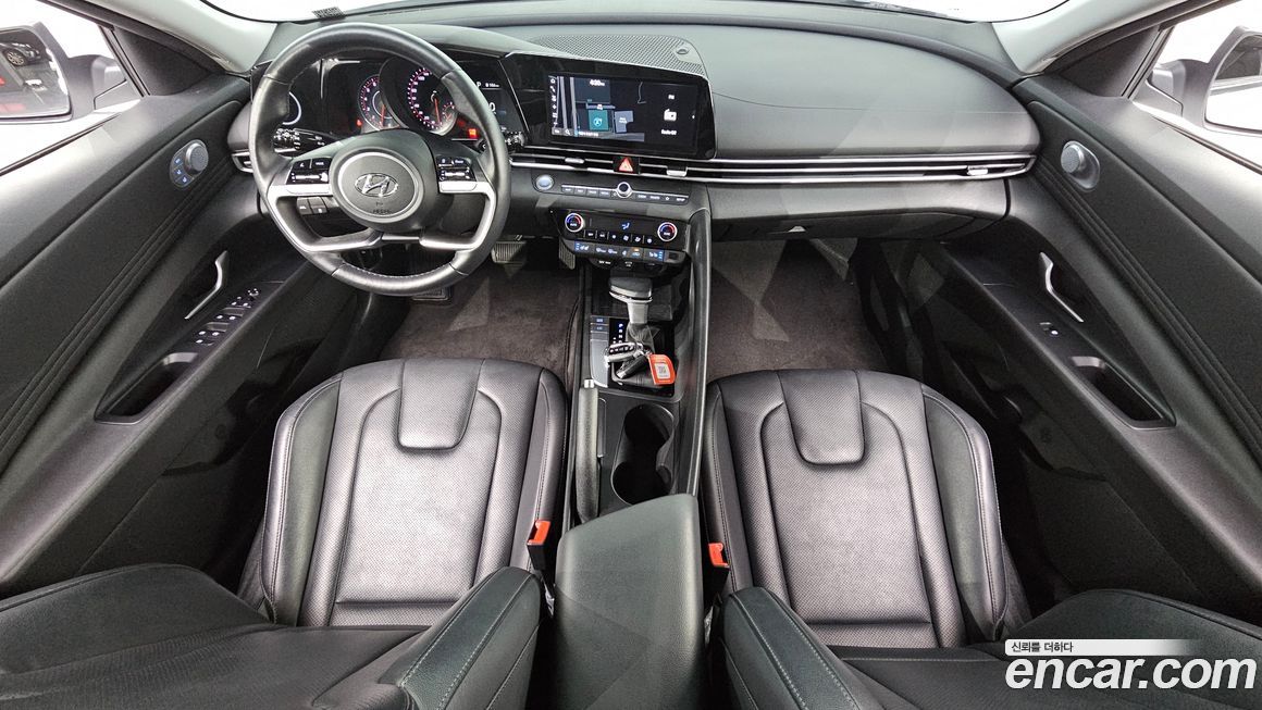 Hyundai AVANTE 2023
